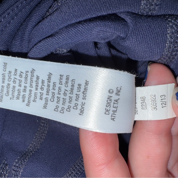 Athleta Navy full length Leggings - Picture 6 of 7